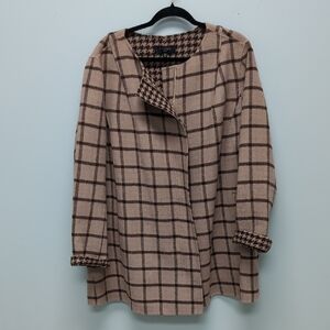 NWT Talbots Size 2X Wool Blend Coat In Tan With Outer Windowpane Design.
